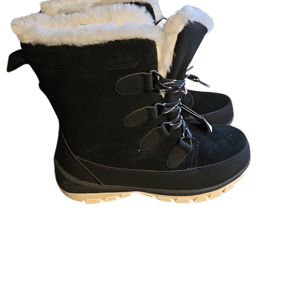 Universal Thread Womans Winter Boots - image 2